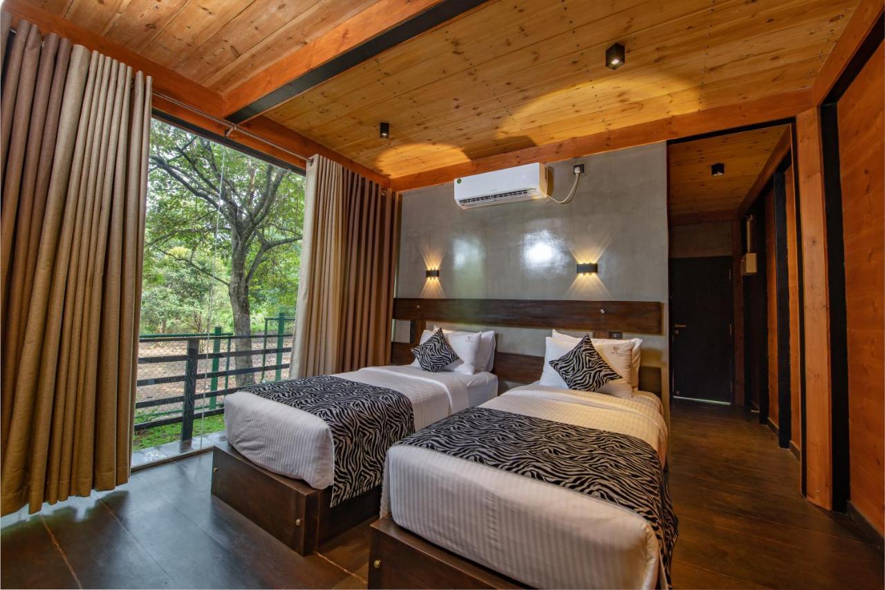 Atha Resort Sigiriya Bagian luar foto Deluxe Room
