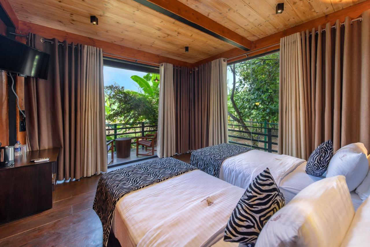 Atha Resort Sigiriya Bagian luar foto Deluxe Room