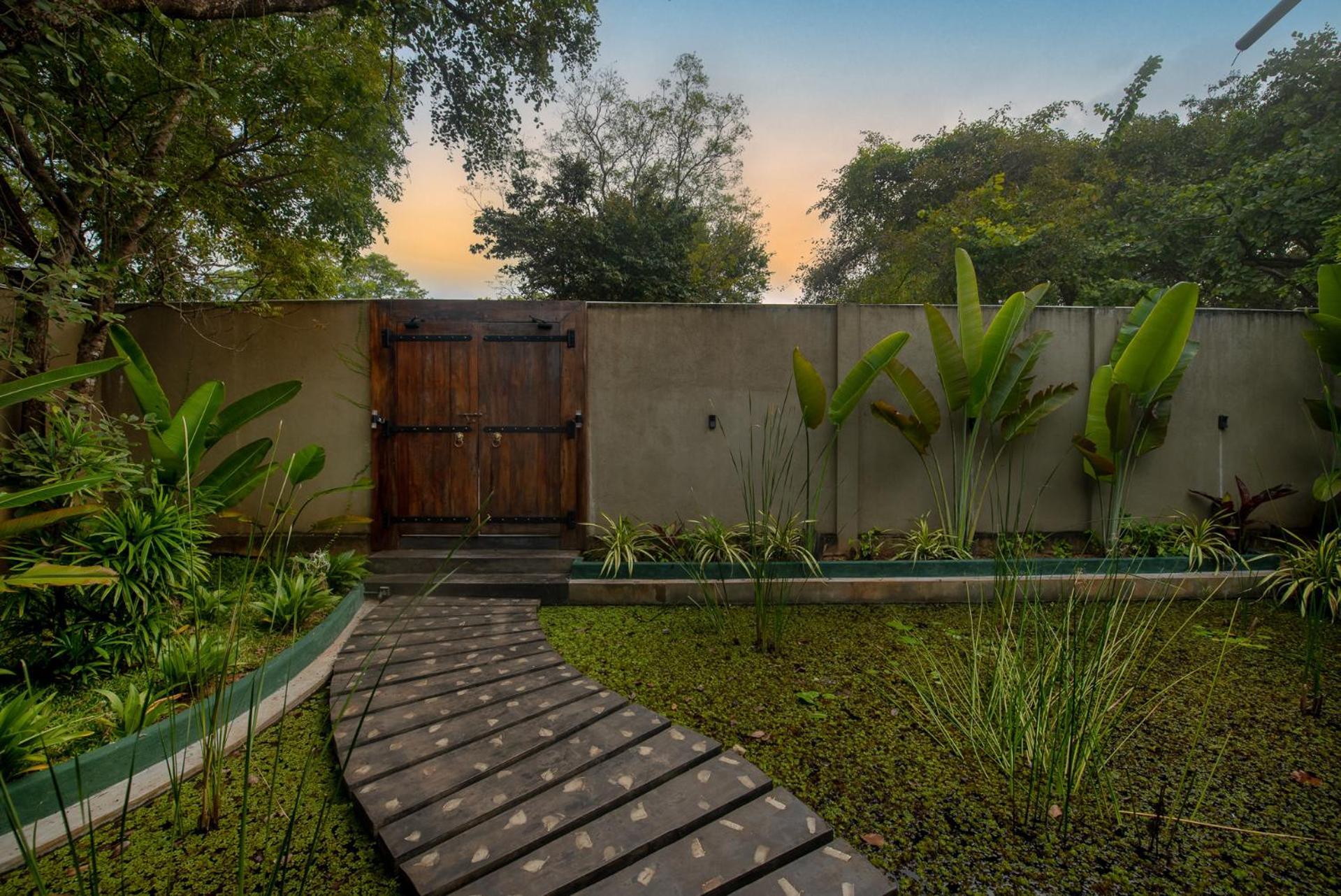 Atha Resort Sigiriya Bagian luar foto