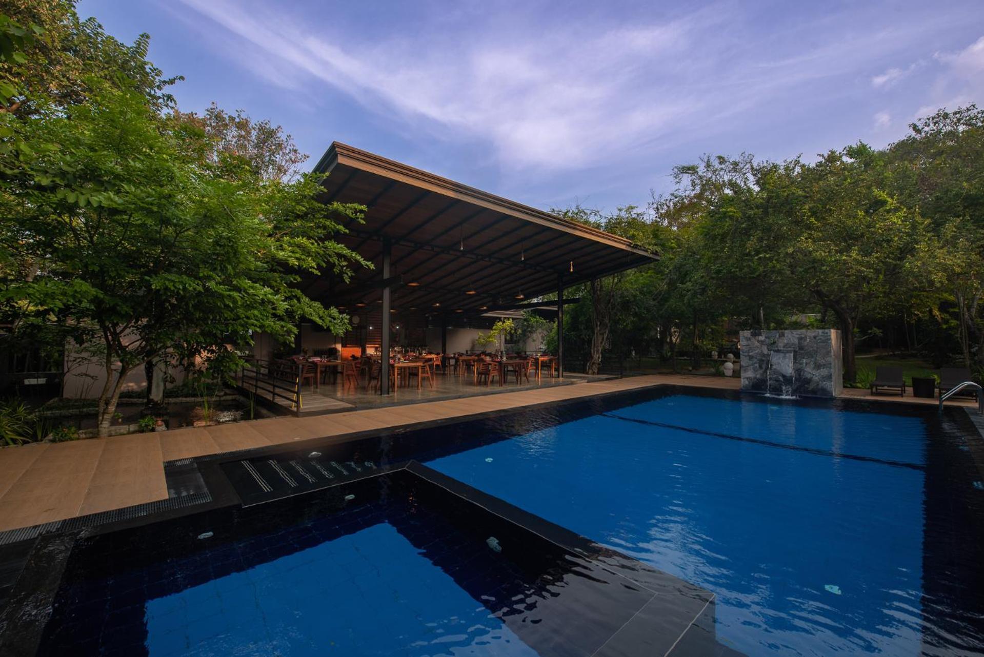 Atha Resort Sigiriya Bagian luar foto