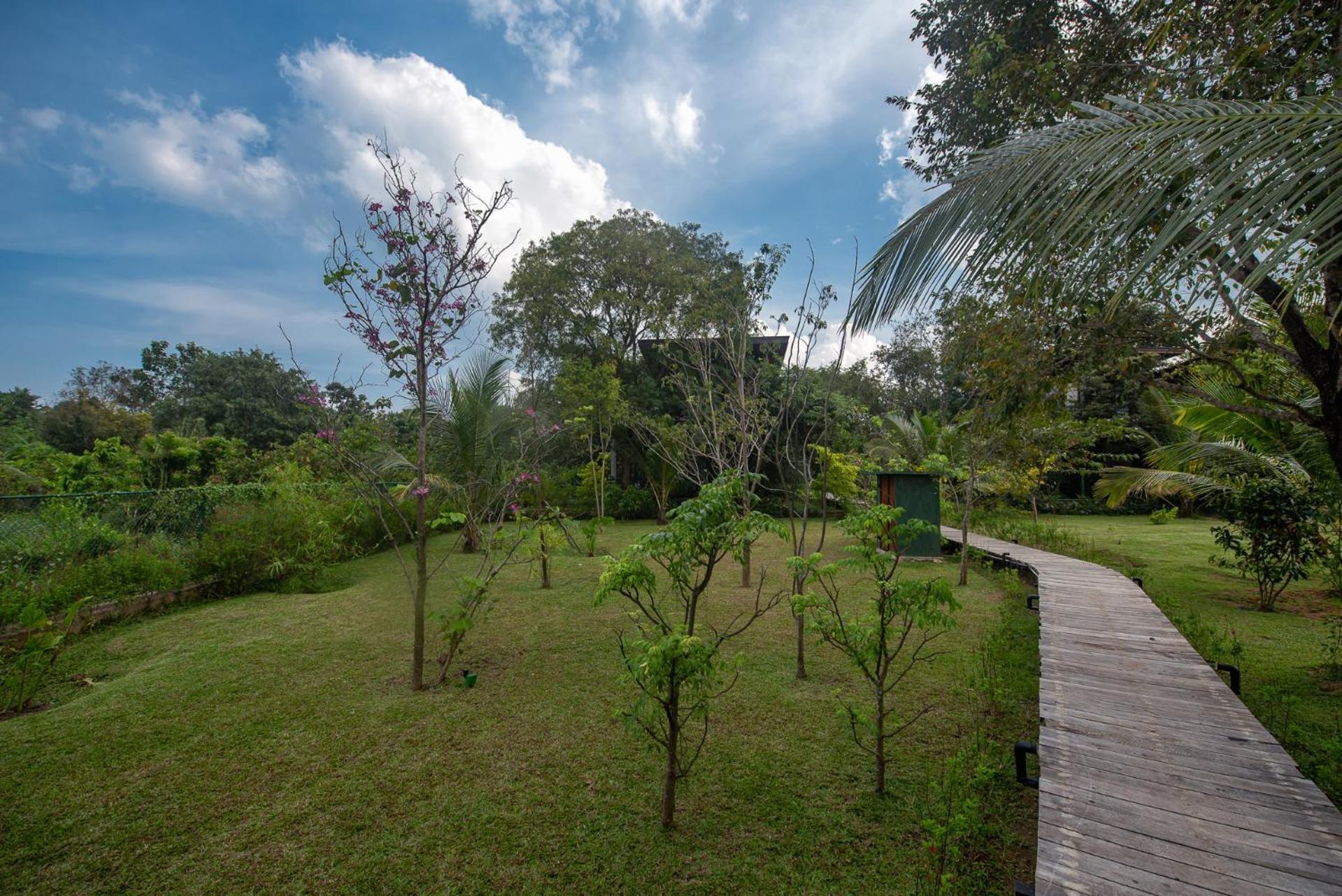 Atha Resort Sigiriya Bagian luar foto